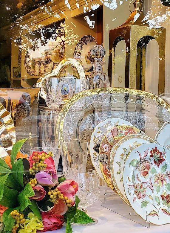 Annieglass, Royal Crown Derby and Waterford Crystal make a magical display!